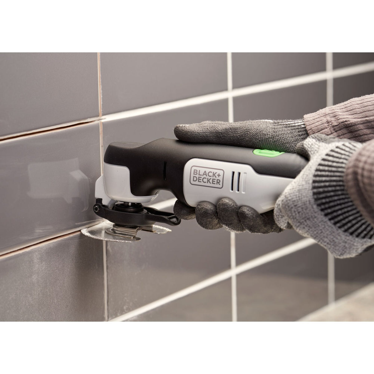 reviva? 12V MAX* Oscillating Multitool