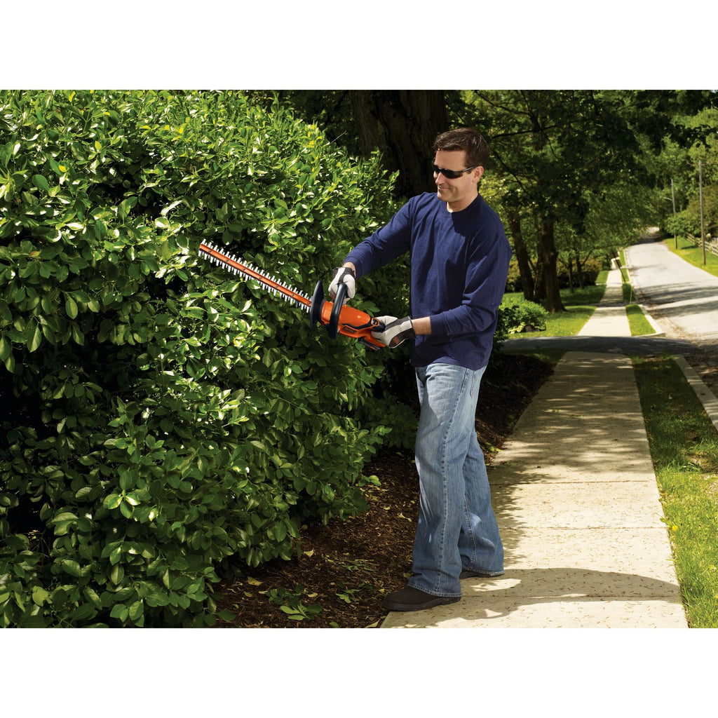 20V MAX* POWERCONNECT? Cordless 22 Inch Hedge Trimmer, Battery and Charger Included